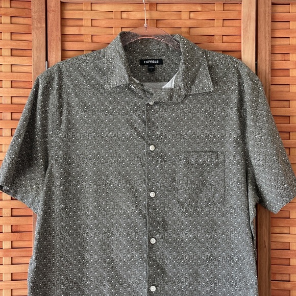 Express Button Down - Picture 2 of 5